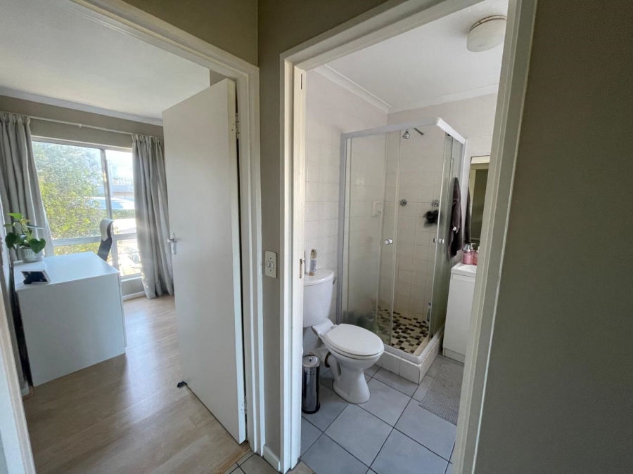 To Let 2 Bedroom Property for Rent in Kenridge Western Cape